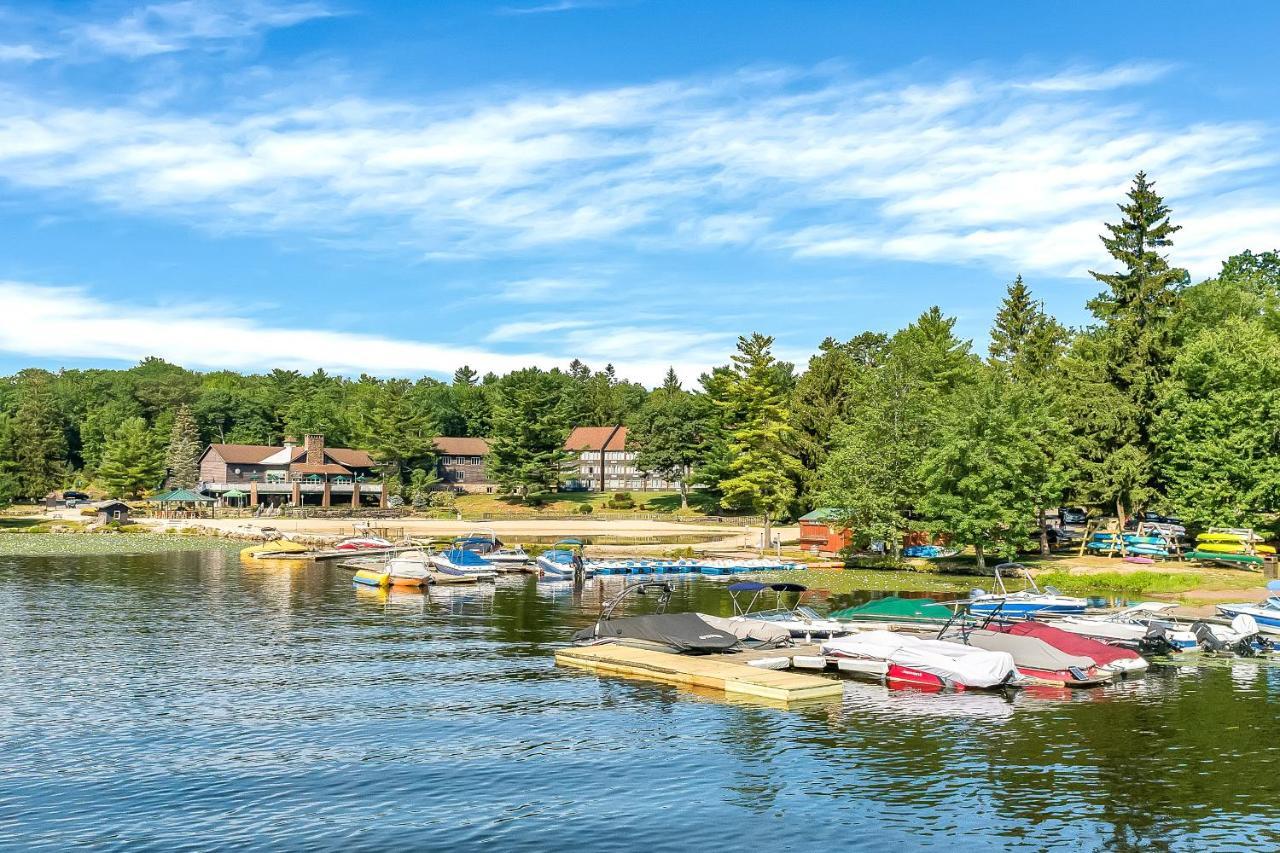 The Lodge Luxury Resort At Lake Harmony Eksteriør billede