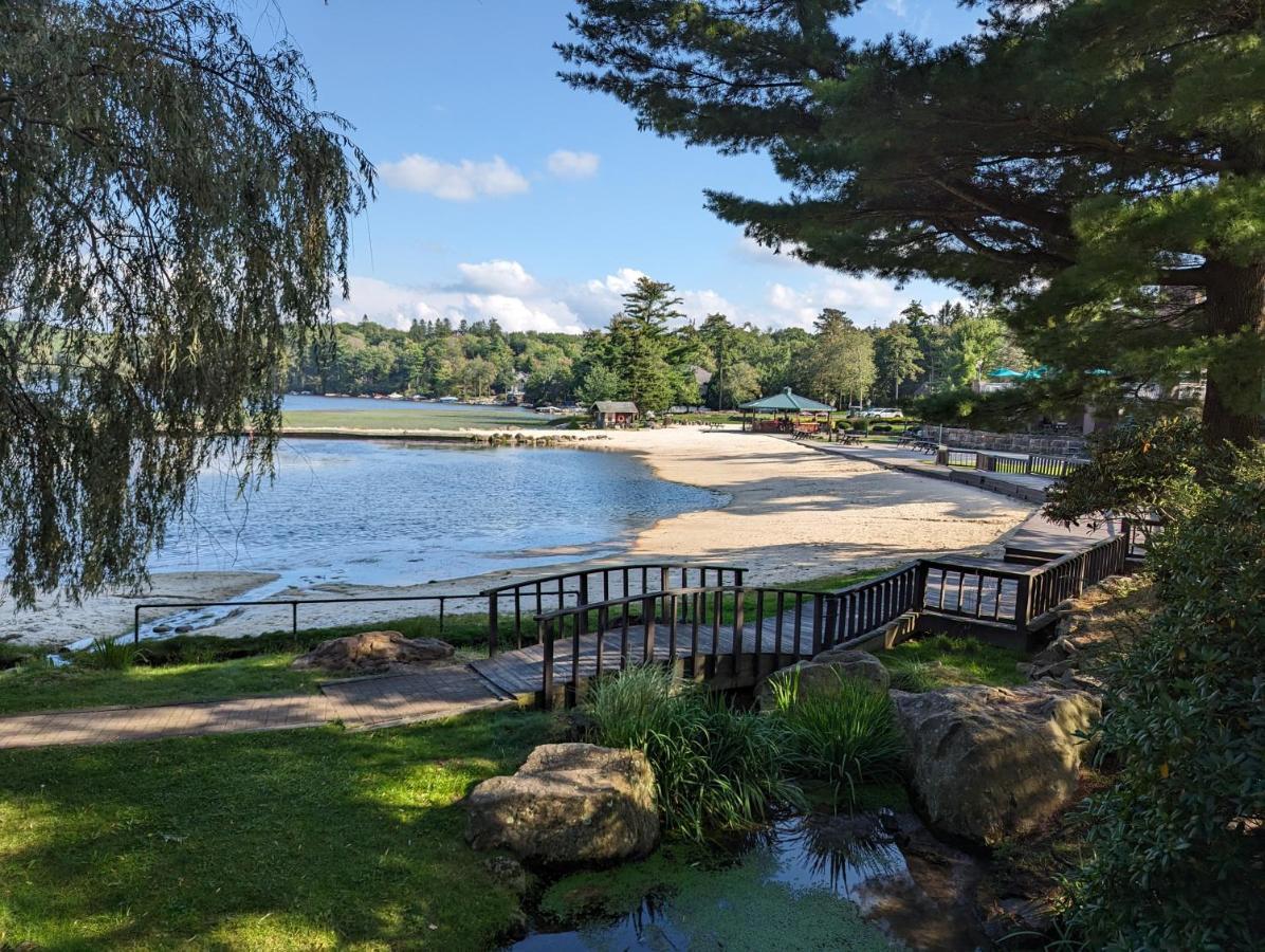 The Lodge Luxury Resort At Lake Harmony Eksteriør billede